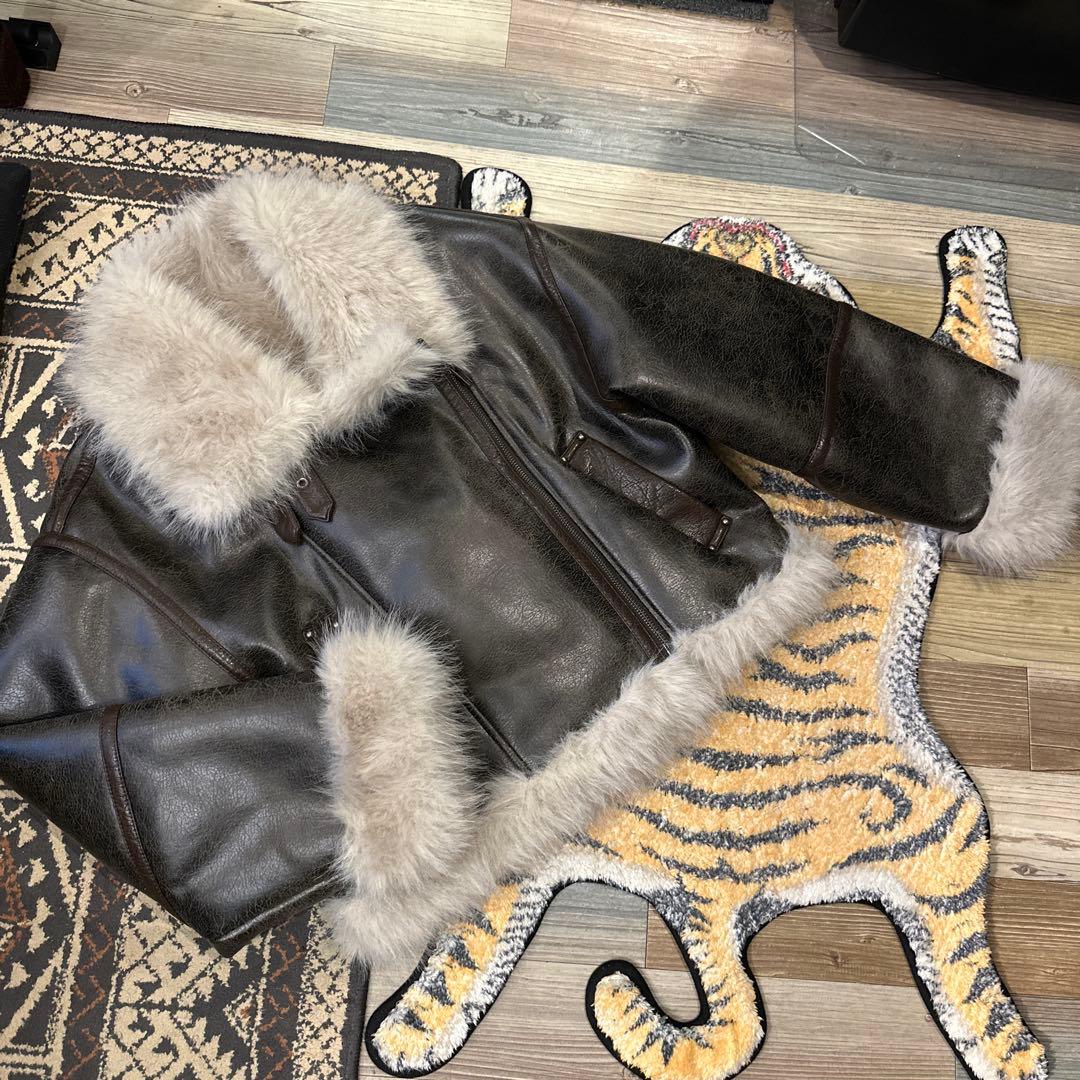 2025年 冬 MURUA アンイーブンショートフェイクムートンジャケット