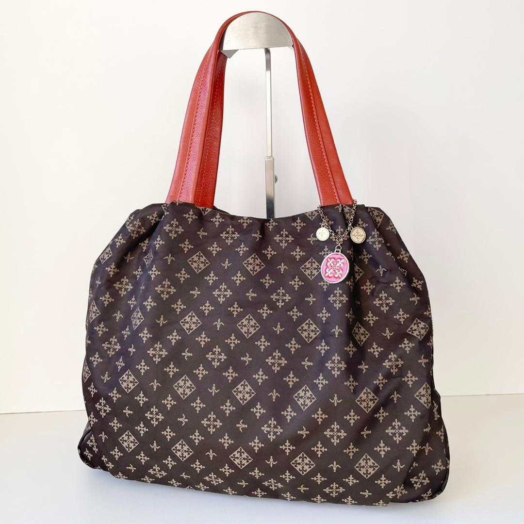 【極美品】russet トートバッグ ナイロン チャーム付き ラシット 軽量