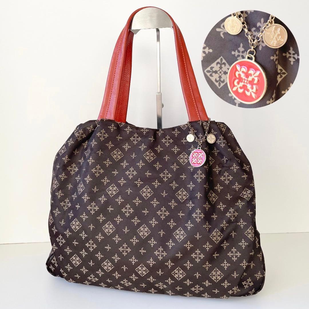 【極美品】russet トートバッグ ナイロン チャーム付き ラシット 軽量