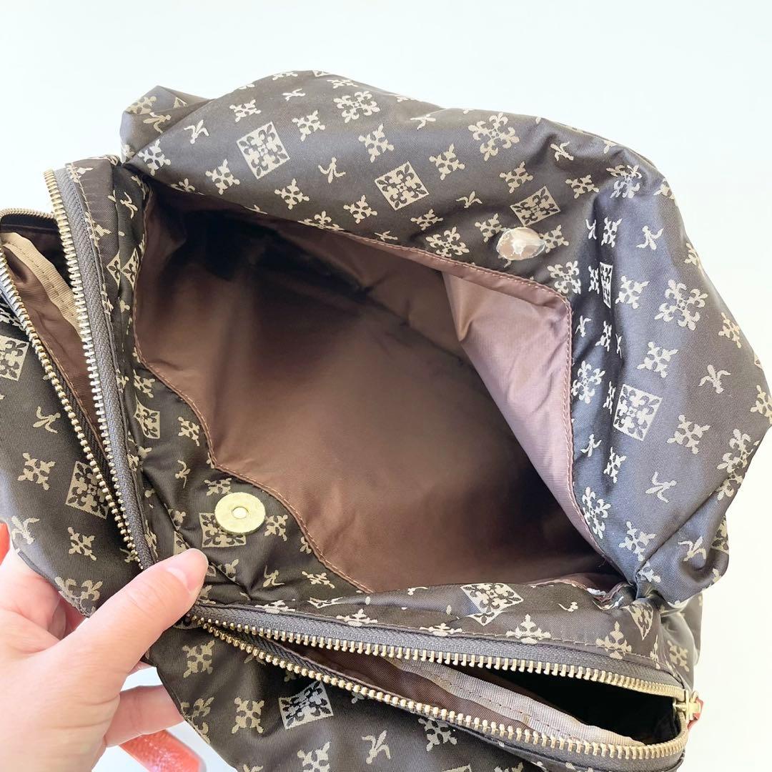 【極美品】russet トートバッグ ナイロン チャーム付き ラシット 軽量