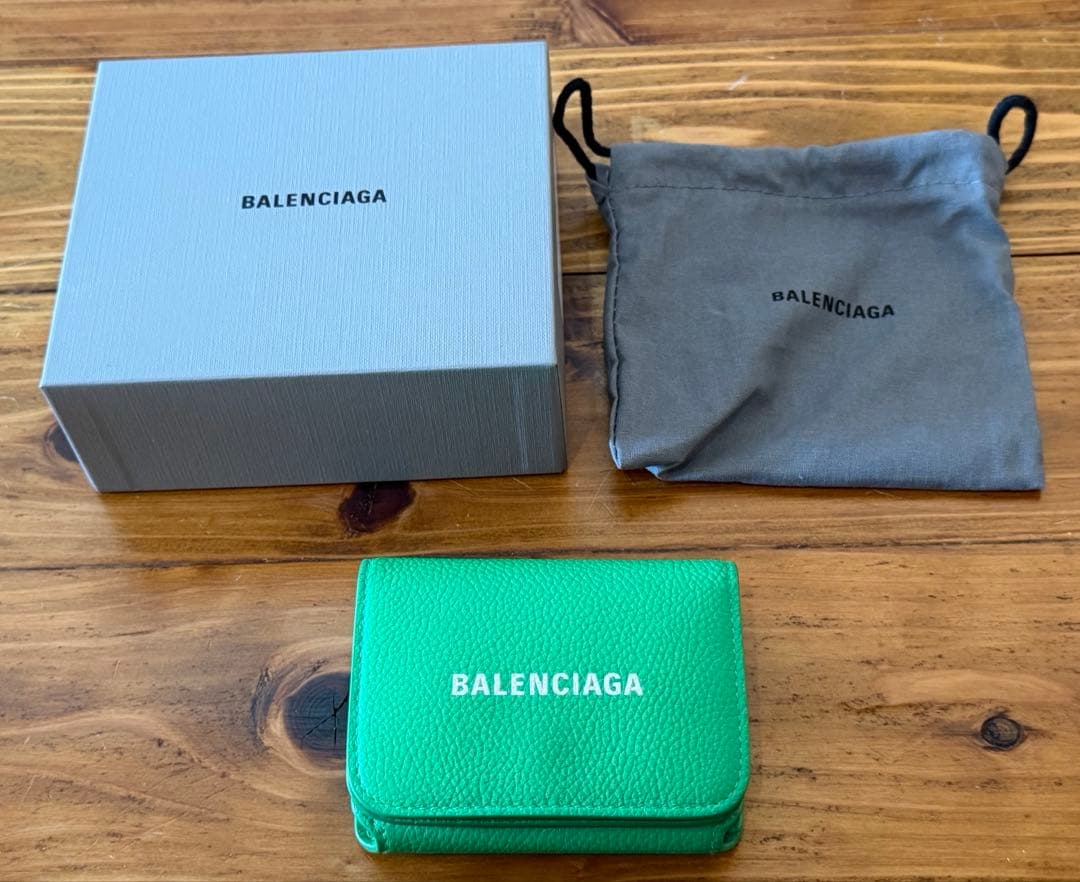 BALENCIAGA 三つ折り財布 キャッシュミニ グリーン