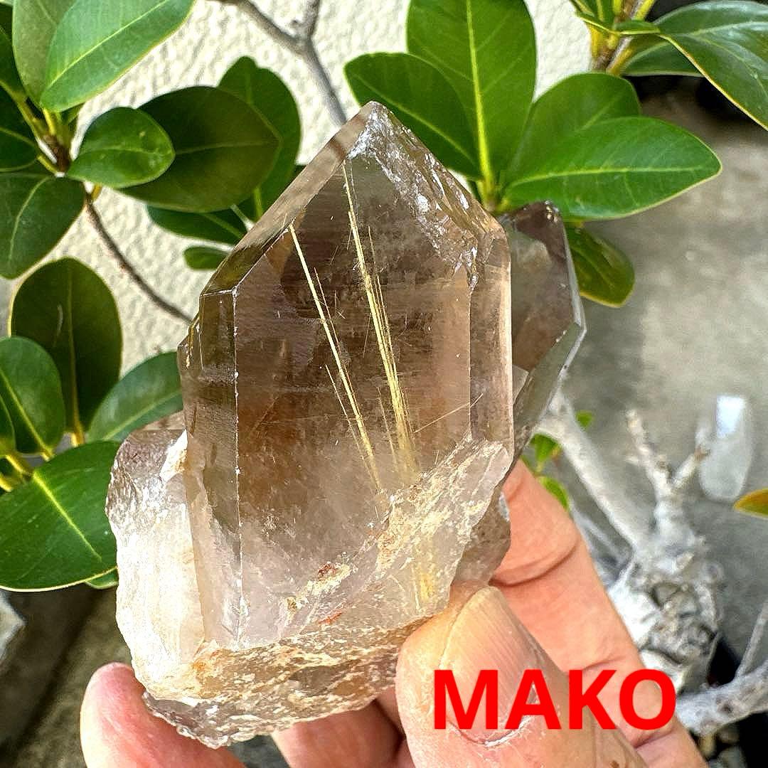 M1819☆ゴールドルチルクォーツクラスター219g☆天然石　原石☆N41010