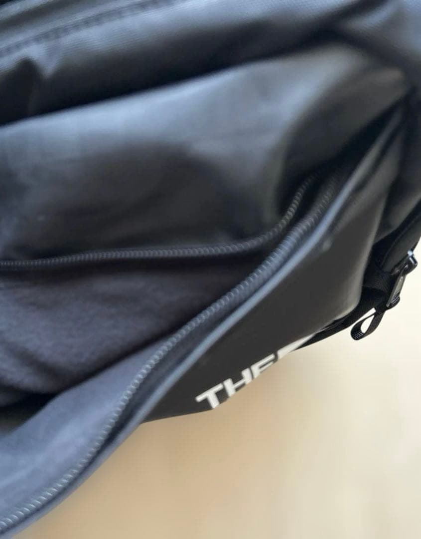 新品 ノースフェイス ボディーバッグ ベースキャンプ 11L タブレットポケット