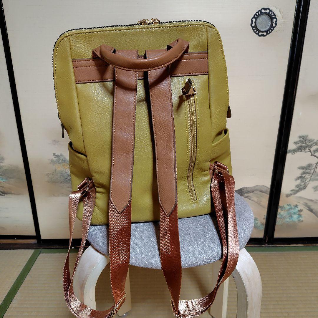 レザー イエローバックパック
