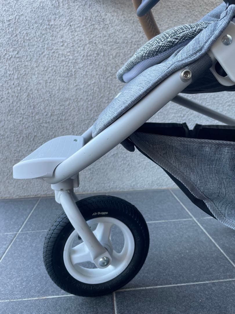 AIRBUGGY ベビーカー グレー