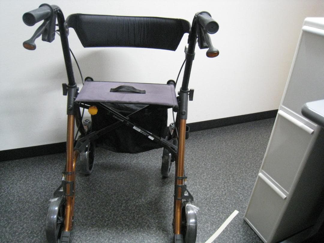 アロン化成 トライリンク　安寿 シルバーカー 手押し車 歩行器