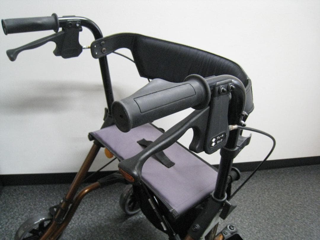 アロン化成 トライリンク　安寿 シルバーカー 手押し車 歩行器