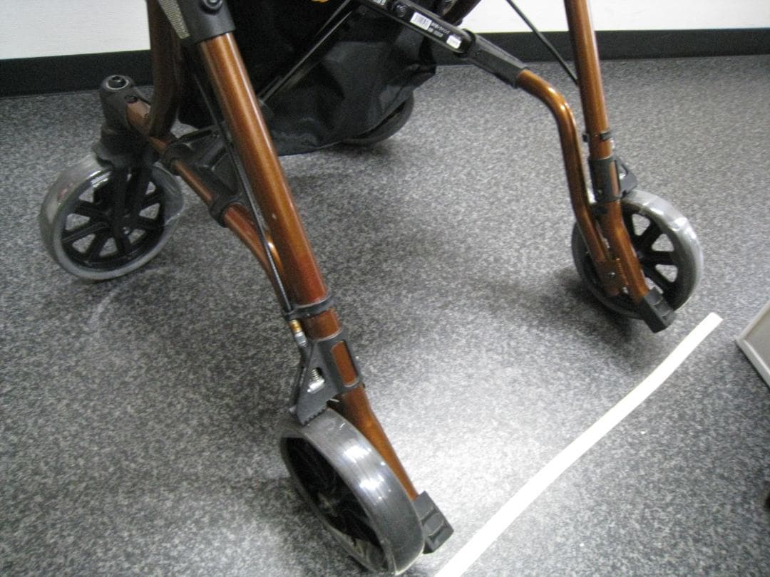 アロン化成 トライリンク　安寿 シルバーカー 手押し車 歩行器