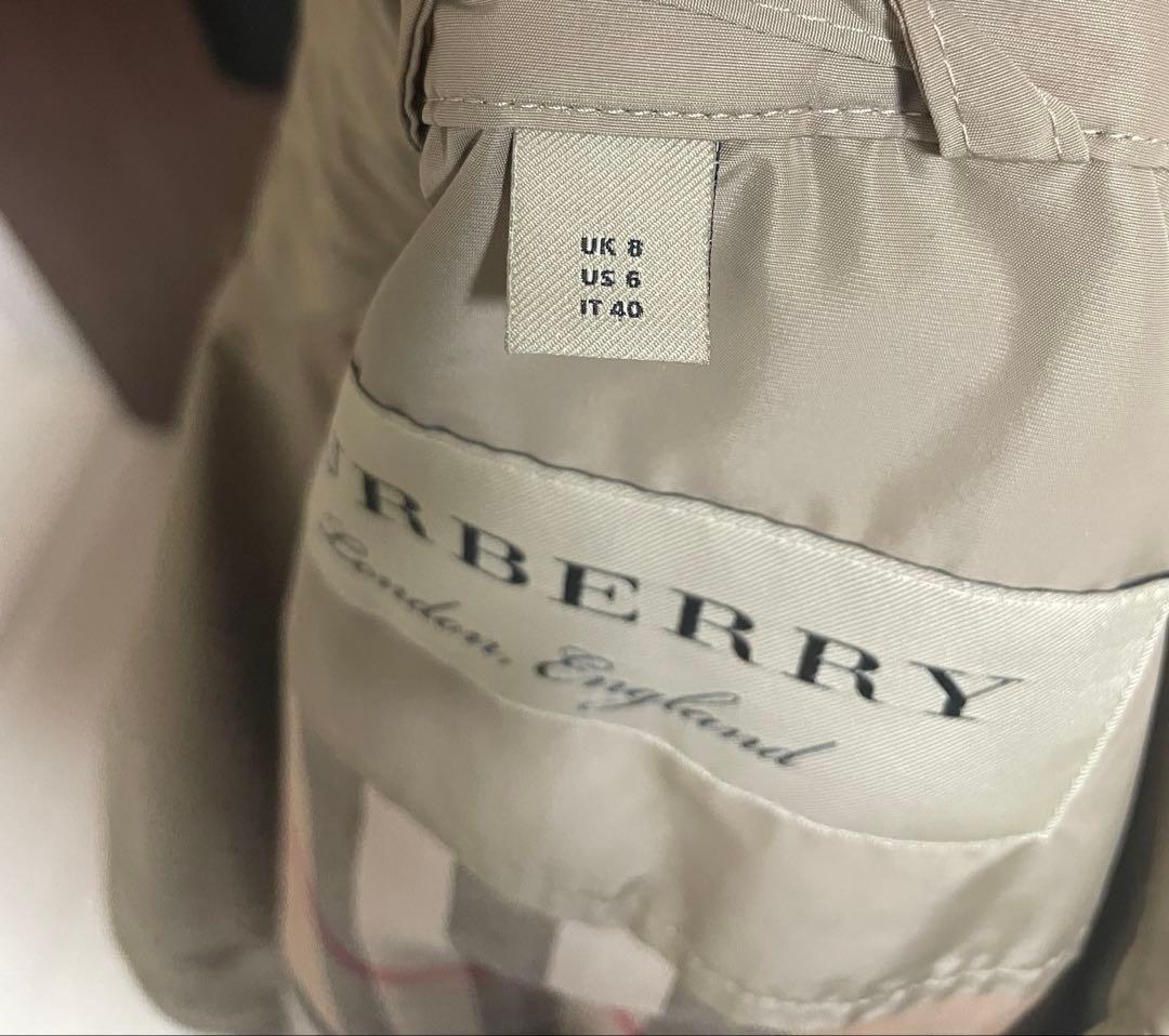 美品 近年モデル バーバリー 軽撥水 フード付 トレンチコート メガチェック40