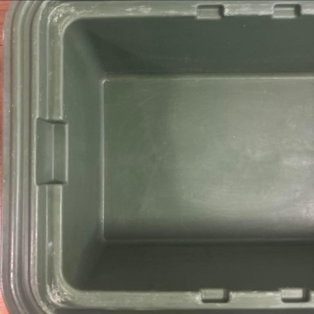 米軍　実物　CAMBRO フードコンテナ　送料無料