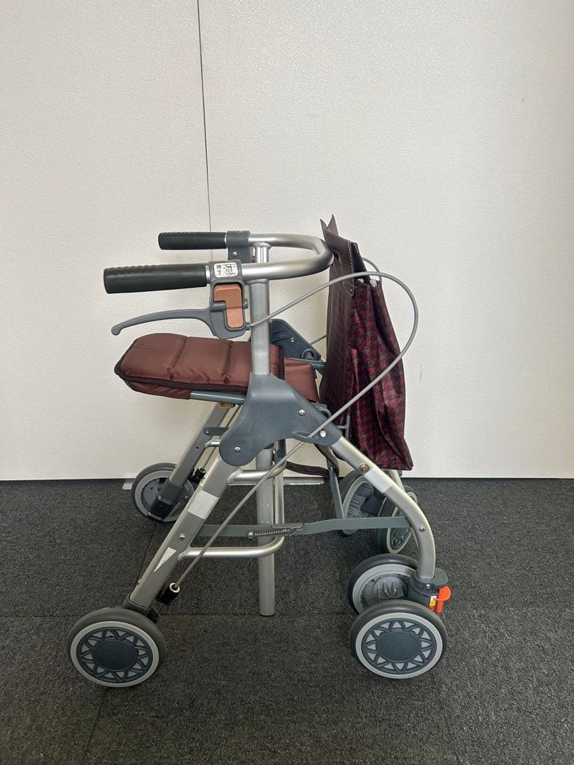 歩行車テイコブリトルスリムWAW04介護用品押して高さ調整可シルバーカー