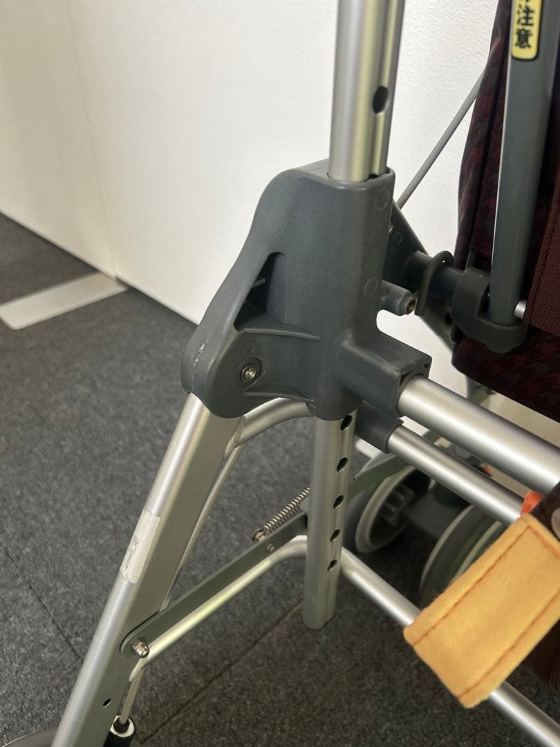 歩行車テイコブリトルスリムWAW04介護用品押して高さ調整可シルバーカー