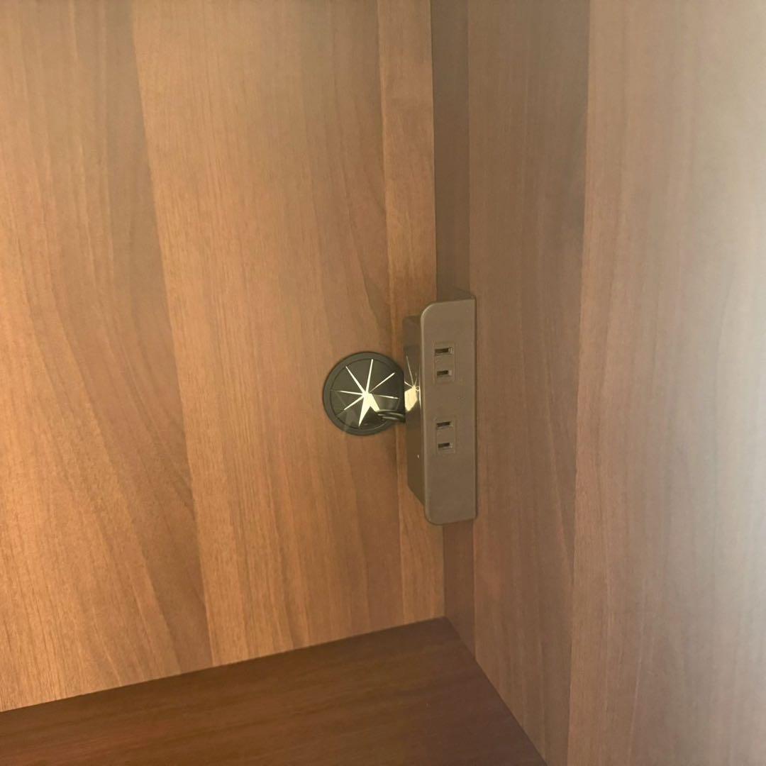 しゅう◎即購入歓迎✨ニトリ　キッチンボード　食器棚　ブラウン系　美品