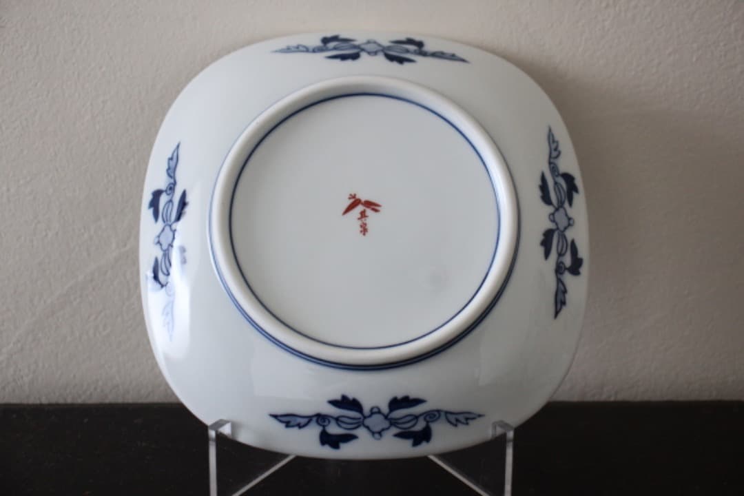 未使用・木箱入　有田焼　其泉造　染錦春秋紋　銘々皿揃　１５cmプレート　５枚