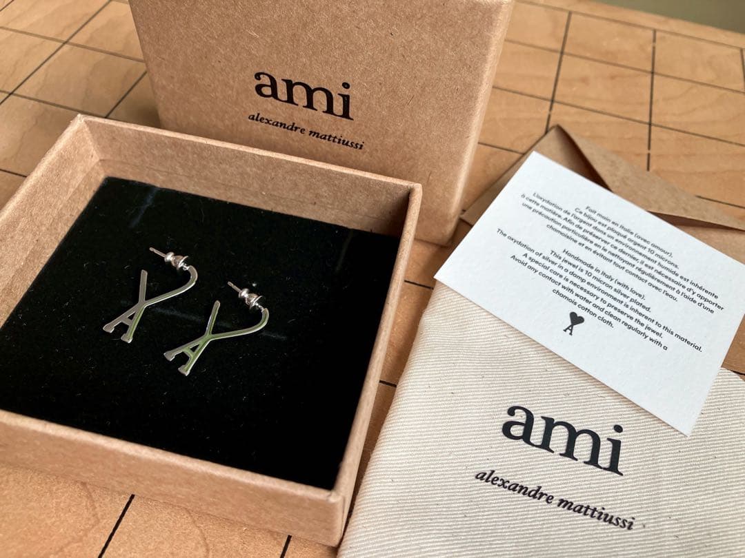 新品箱入り！AMI PARIS シルバー Ami de Coeur ピアス