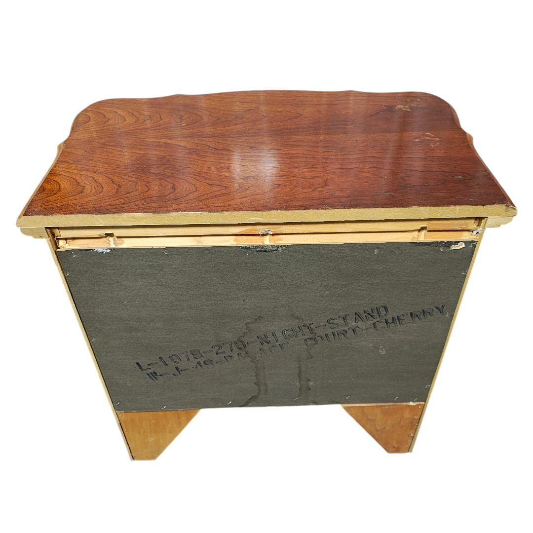 BASSETT FURNITURE バセットファニチャー社 2段チェスト 猫脚