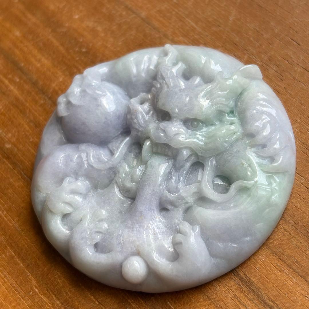 天然石 ラベンダー翡翠 龍彫り 置物55g