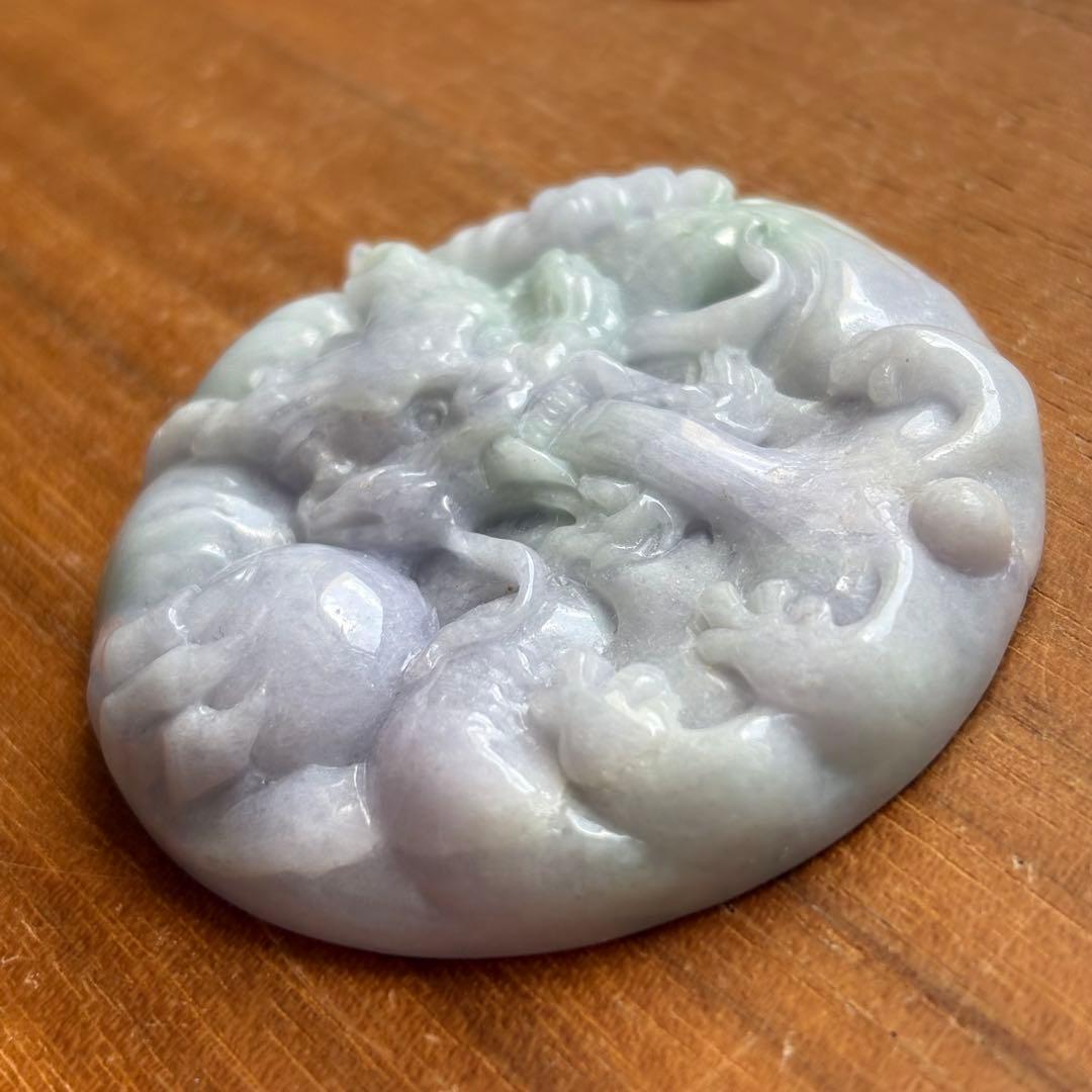 天然石 ラベンダー翡翠 龍彫り 置物55g