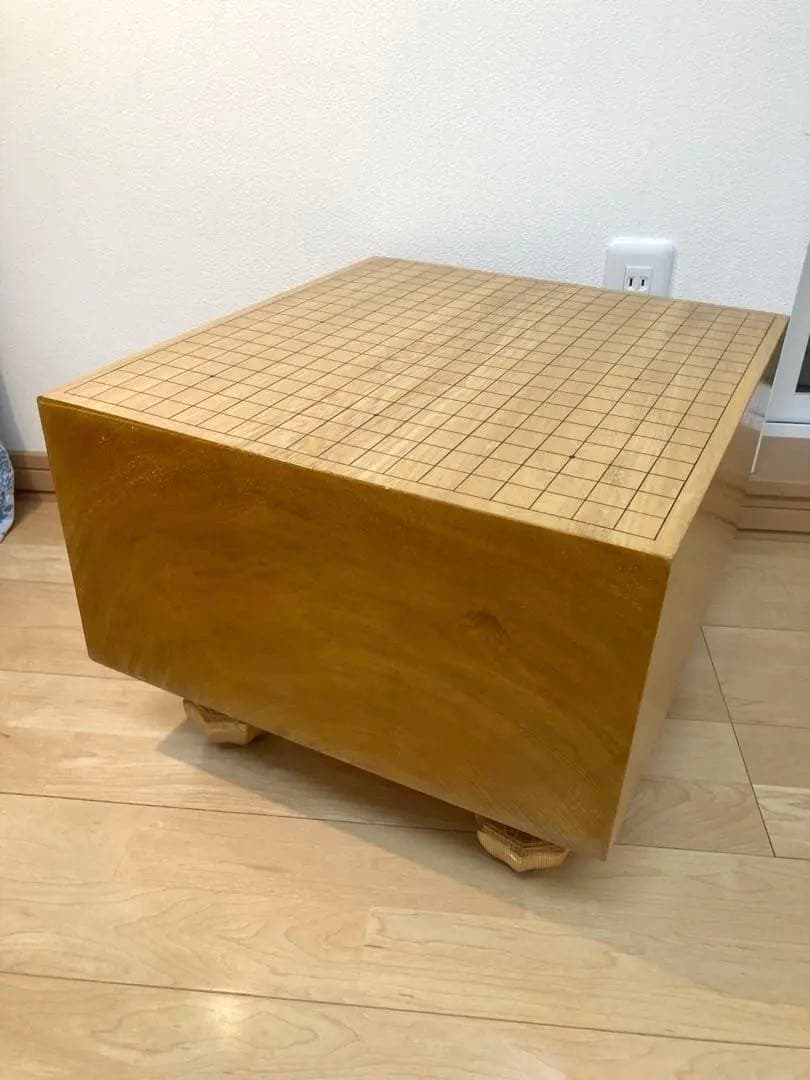 碁盤 囲碁 道産　天然木　脚付 ヘソ有 カバー付【大幅値下げしました】