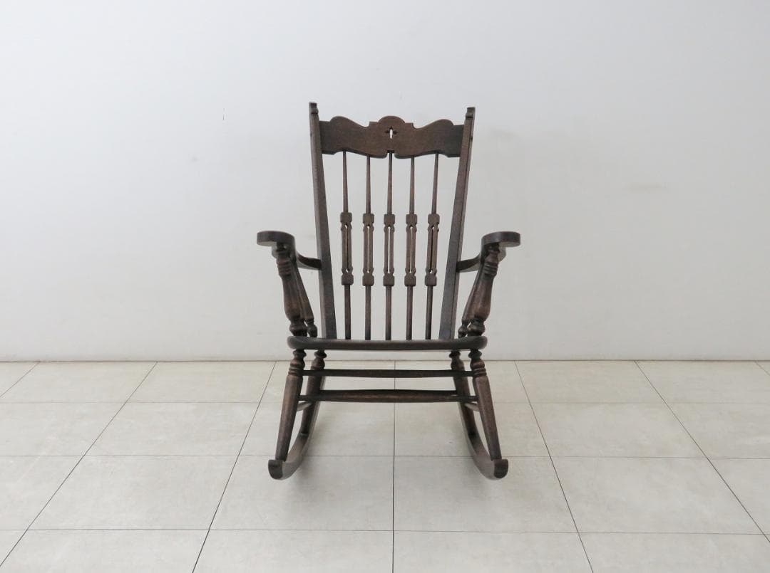 神戸洋風家具 永田良介商店 スカシ型ロッキングチェア ナラ材 検キツツキダニエル