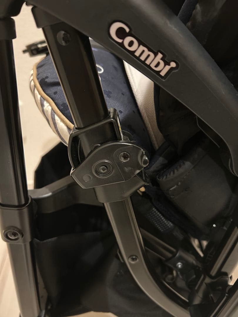 Combi　メチャカル ハンディ オート4キャス エッグショック HG ミッキー