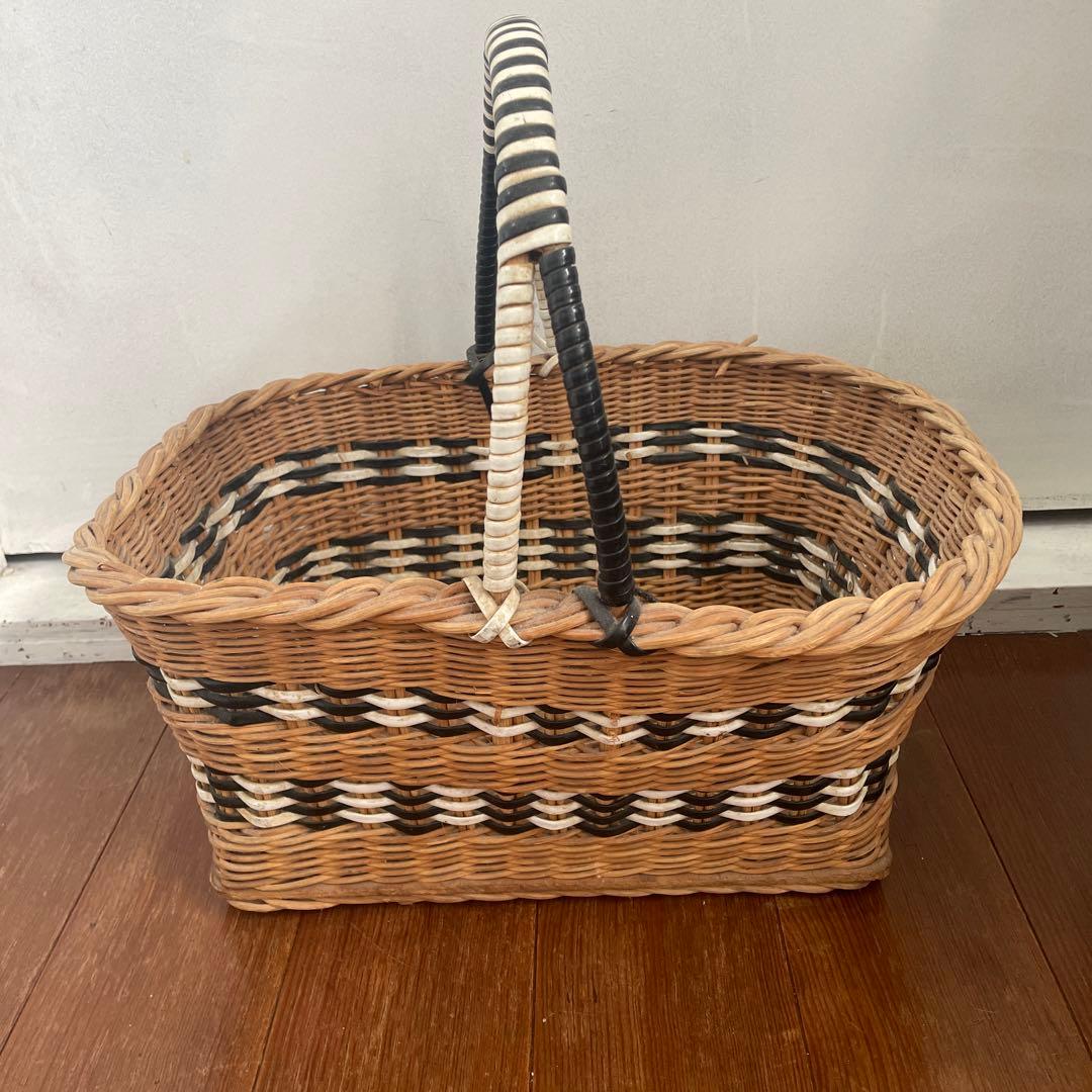 アンティーク　かご　バスケット　フランス　蚤の市　ブロカント