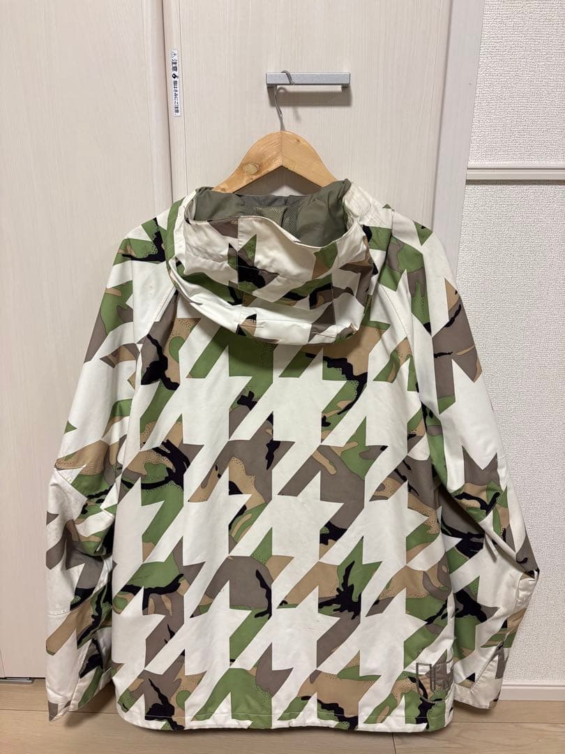 BURTON 迷彩 スノーボードウェア 上下セット L