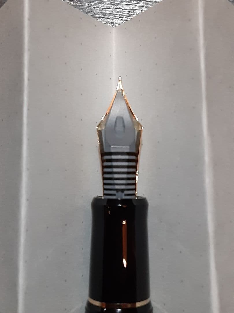 パイロット万年筆　カスタム743　14K　FM