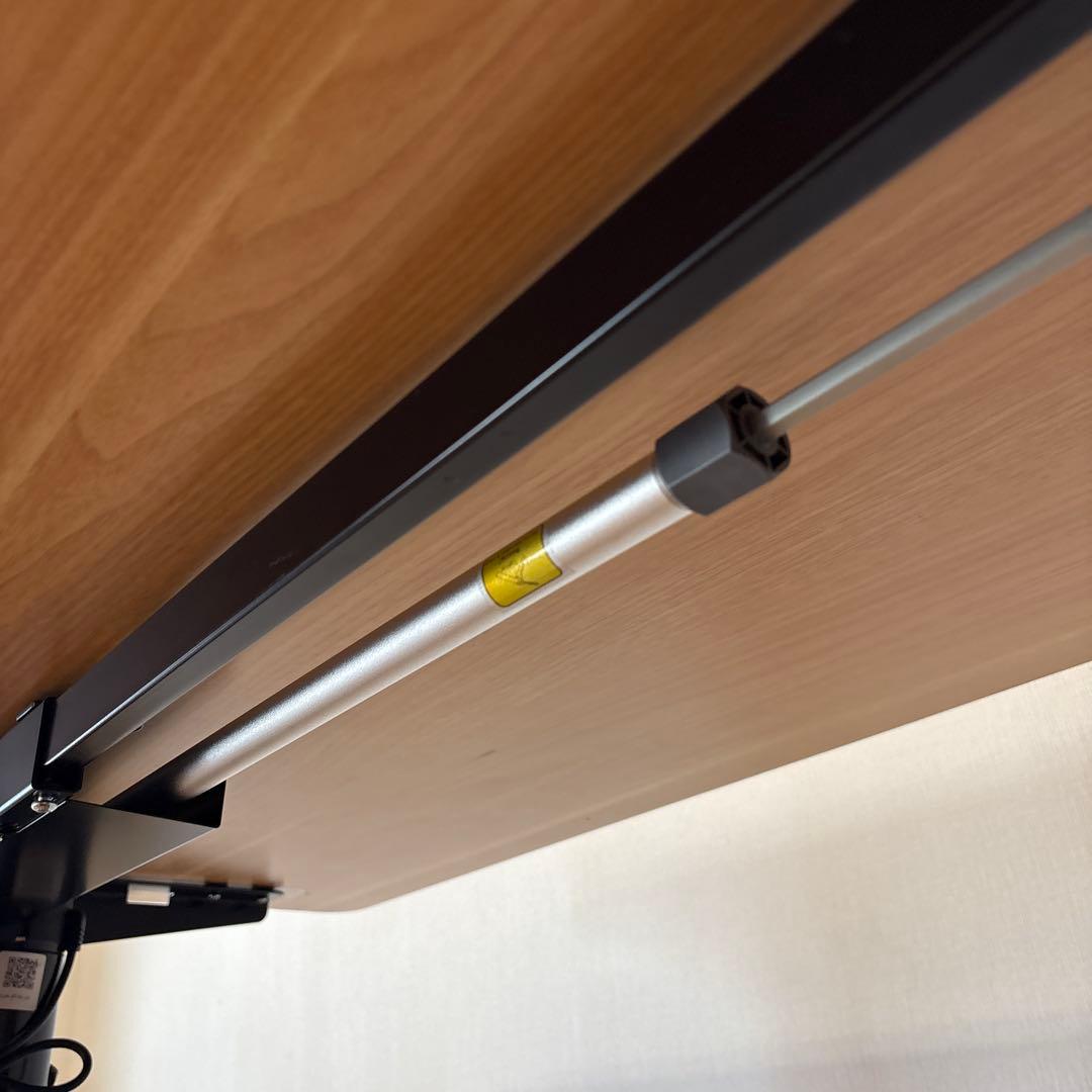 Flexispot EF1 電動昇降式デスク140cm x 70cm（送料込み）