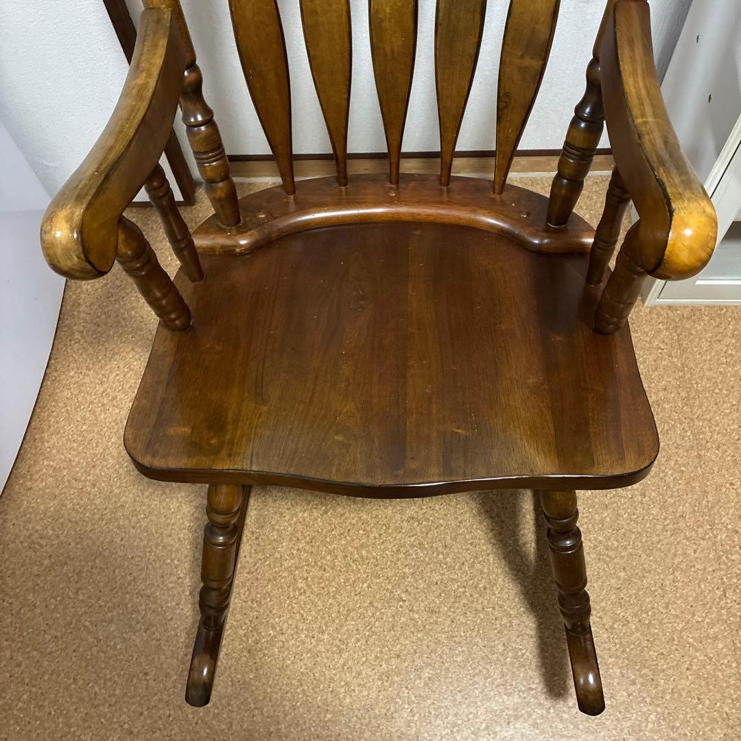 【タイムセール】19900→19000円 ロッキングチェア 椅子　肘掛け付 彫刻