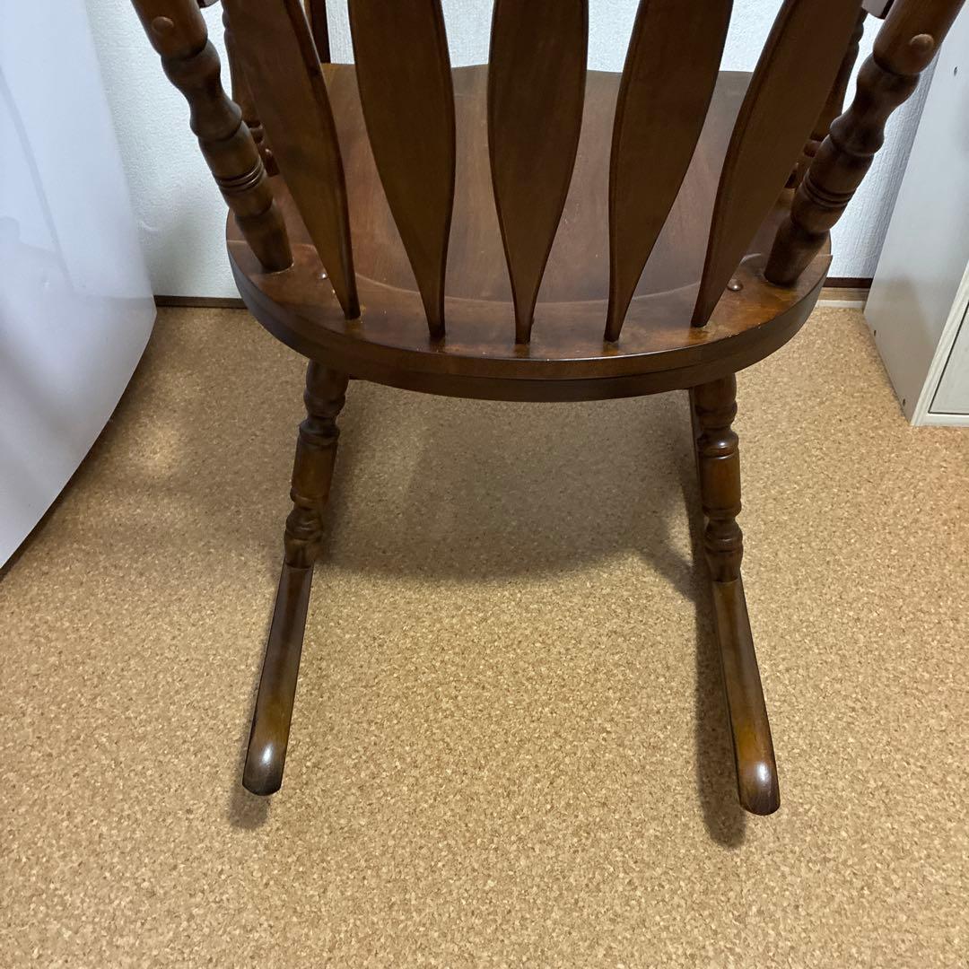 【タイムセール】19900→19000円 ロッキングチェア 椅子　肘掛け付 彫刻