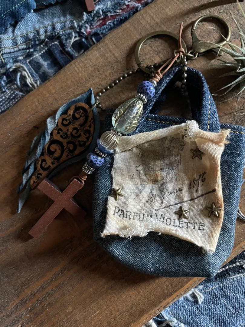 ꕤ︎︎ミィꕤ︎︎No.146フェザー with minibagチャーム‪·̩͙꒰ঌ