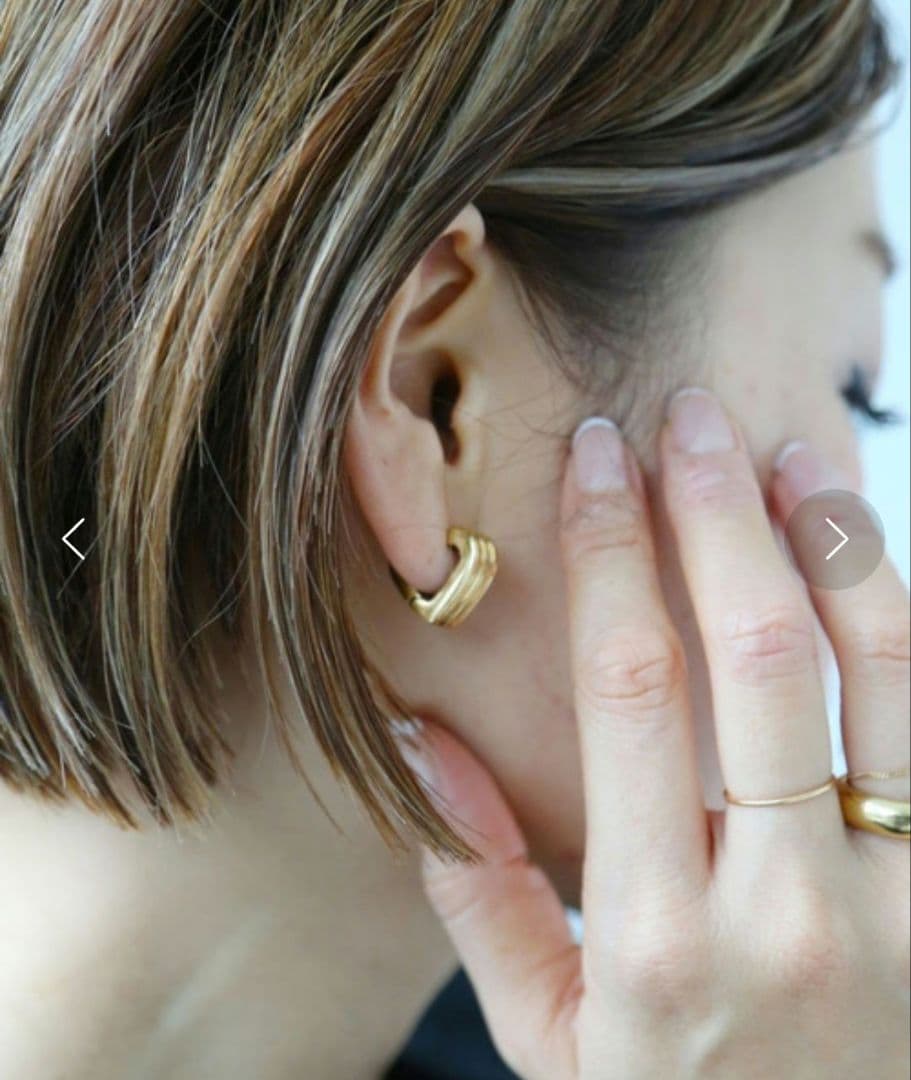 LAVER ラバー　HEART ピアス GOLD（両耳）ハートピアス