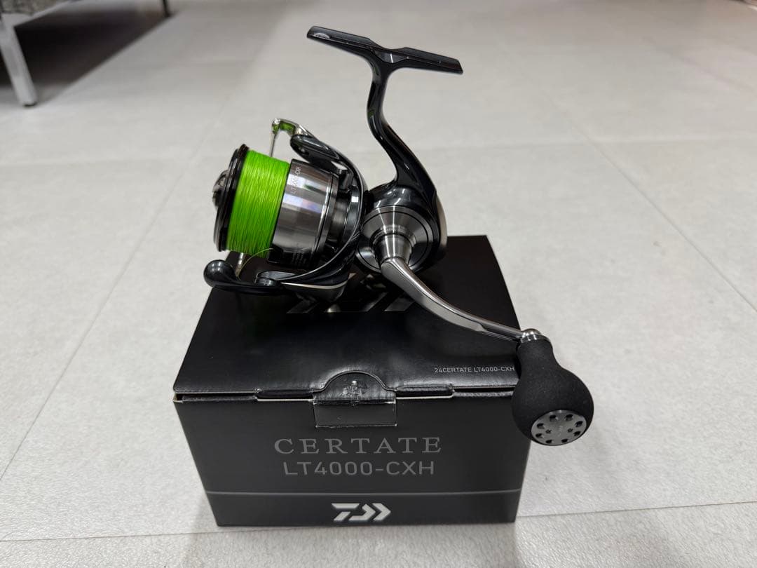 24セルテート LT4000-CXH RCSノブ　　替えスプール付き