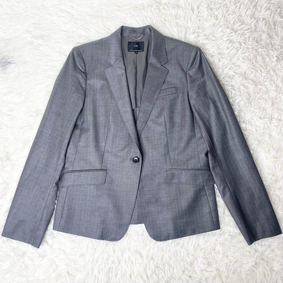 【美品】23区 パンツスーツ グレーストライプ 上XL下L