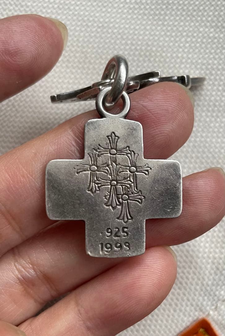 CHROME HEARTS 925シルバー ネックレストップ　スリートリンケッツ