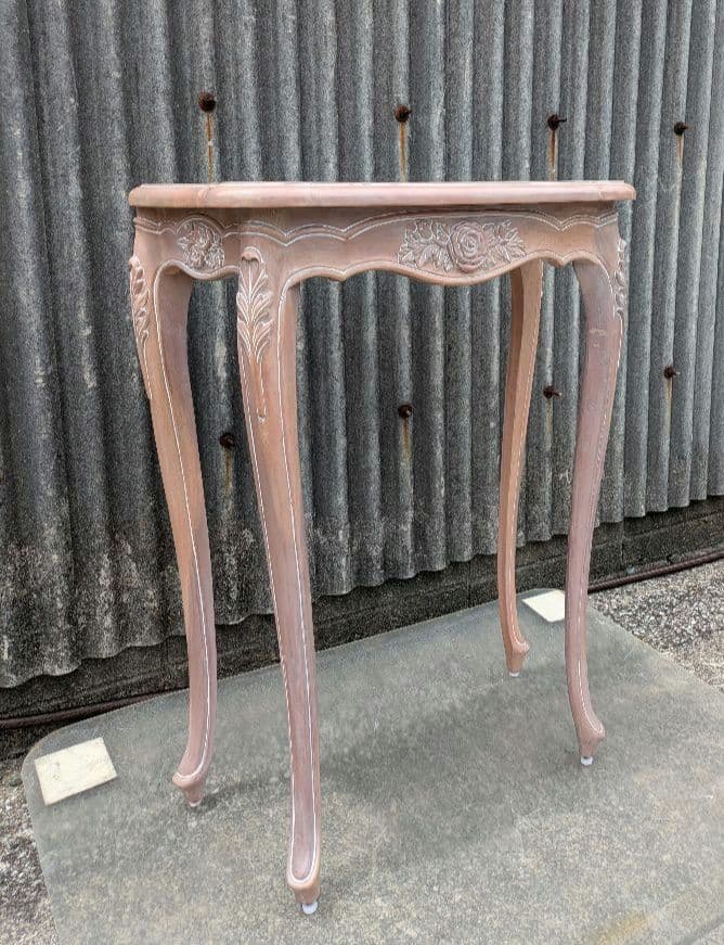 WesthouseGallery　ウエストハウスギャラリー　花台