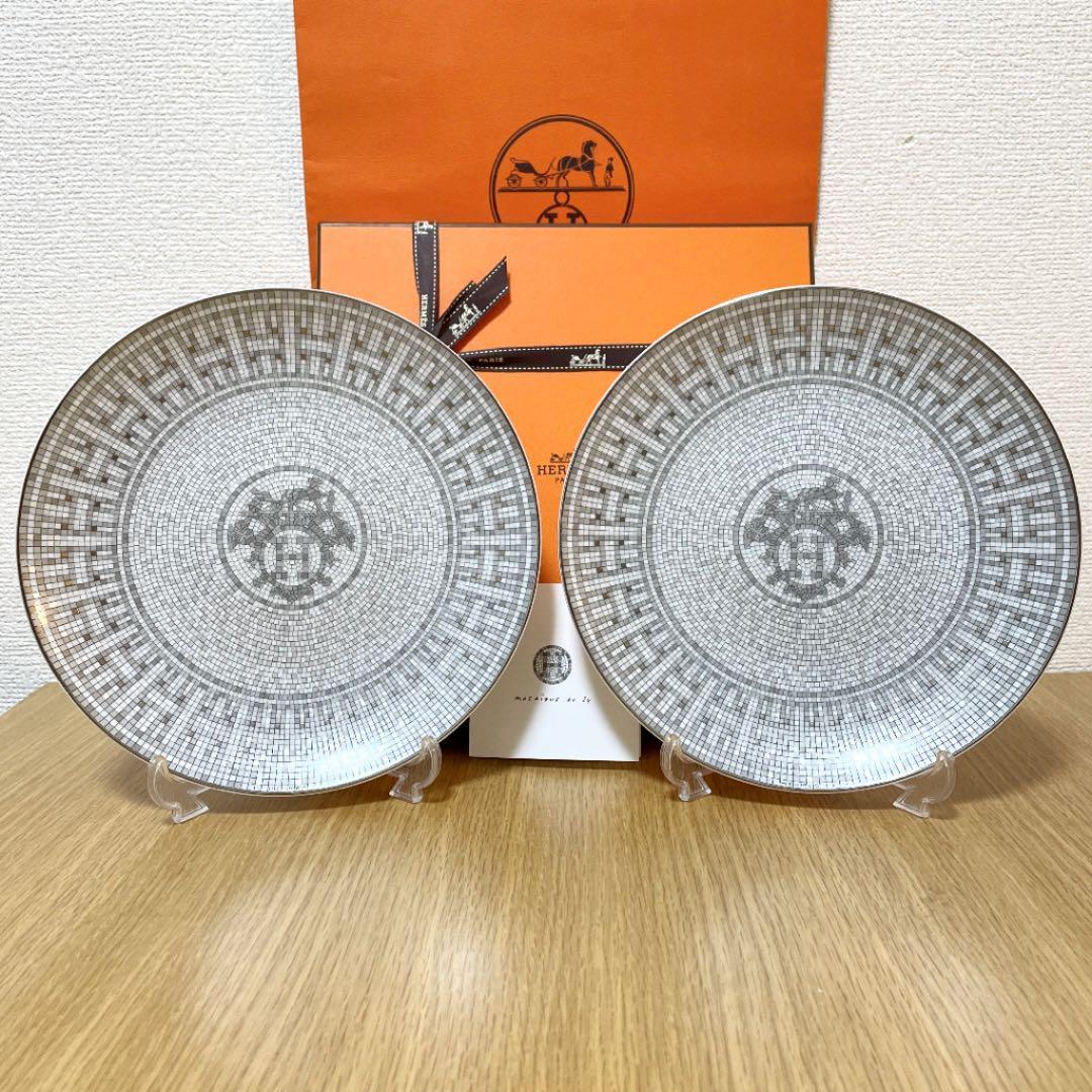 【新品 2枚セット ギフト】エルメス　モザイク 〈プラチナ〉 デザートプレート