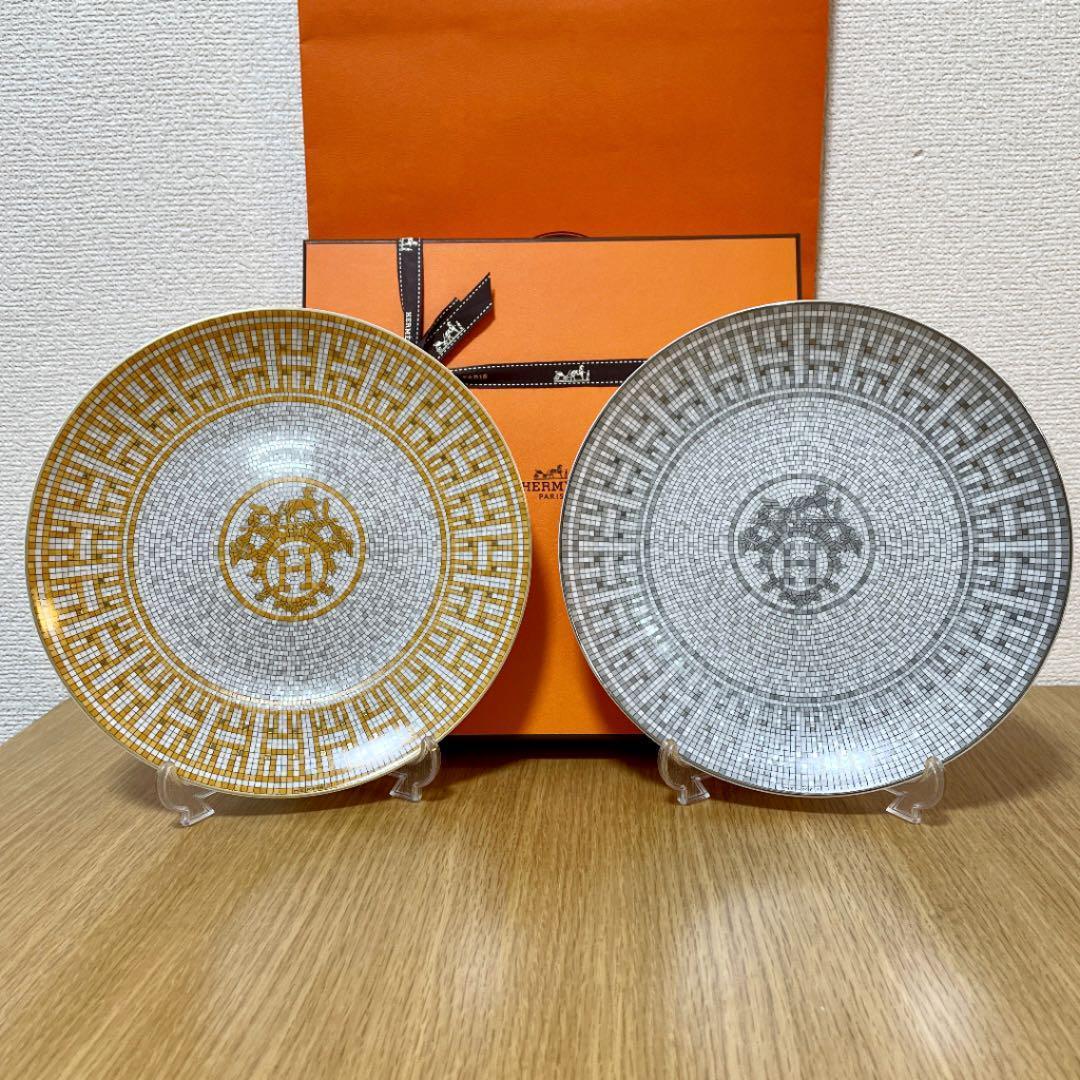【新品 2枚セット ギフト】エルメス　モザイク 〈プラチナ〉 デザートプレート