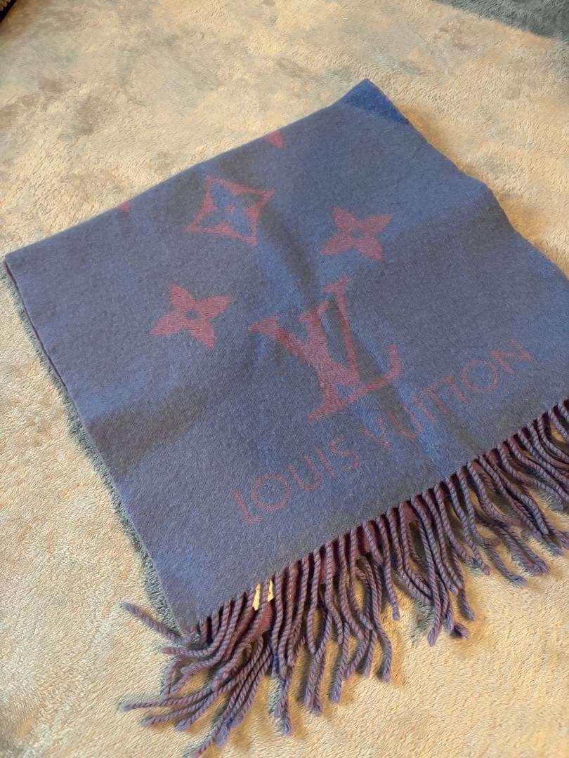 LOUIS VUITTON ダークブルー マフラー