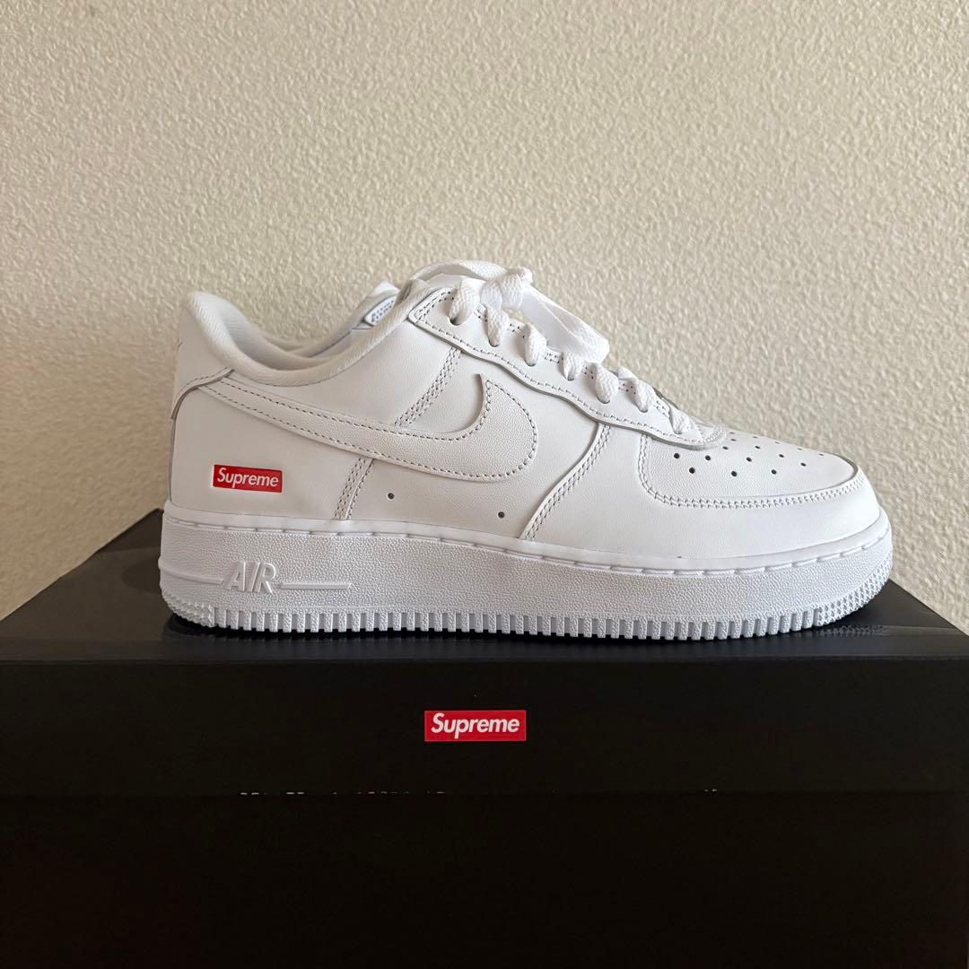 【新品・未使用品】Supreme × Nike Air Force 1