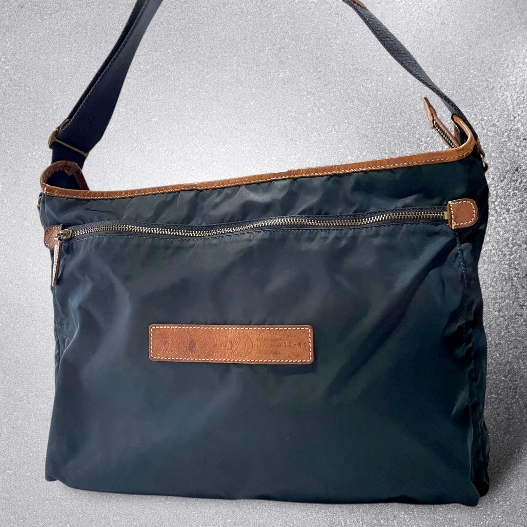希少★フェリージ　メッセンジャーバッグ　ショルダーバッグ　ナイロン　ネイビー