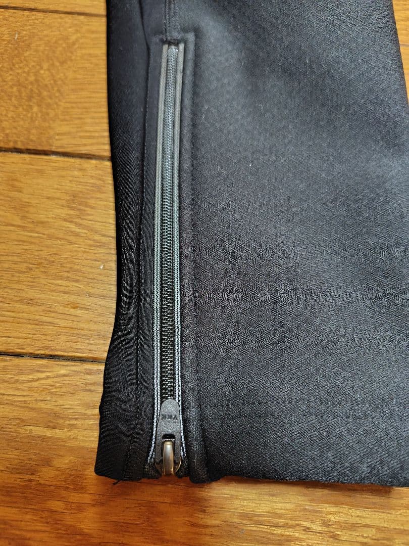 パールイズミ　ウィンドブレークビブタイツ