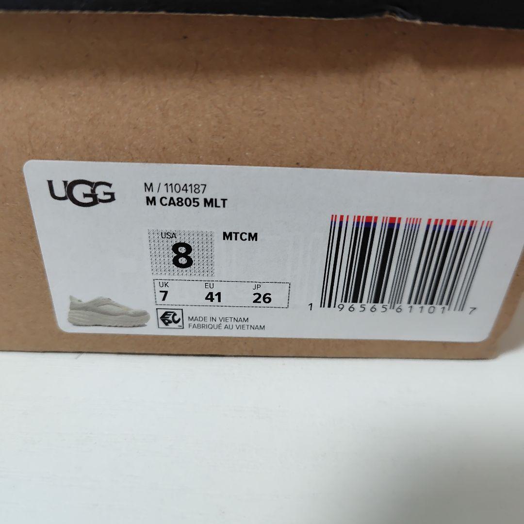 新品 UGG スニーカー 26cm 白 厚底 ファスナー zip