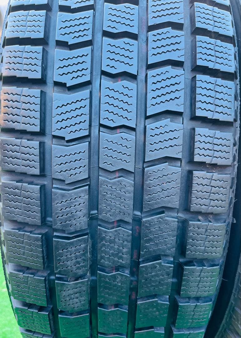 タイヤ・ホイール 195/65 R15 BRIDGESTONE BLIZZAK FOR TAXI