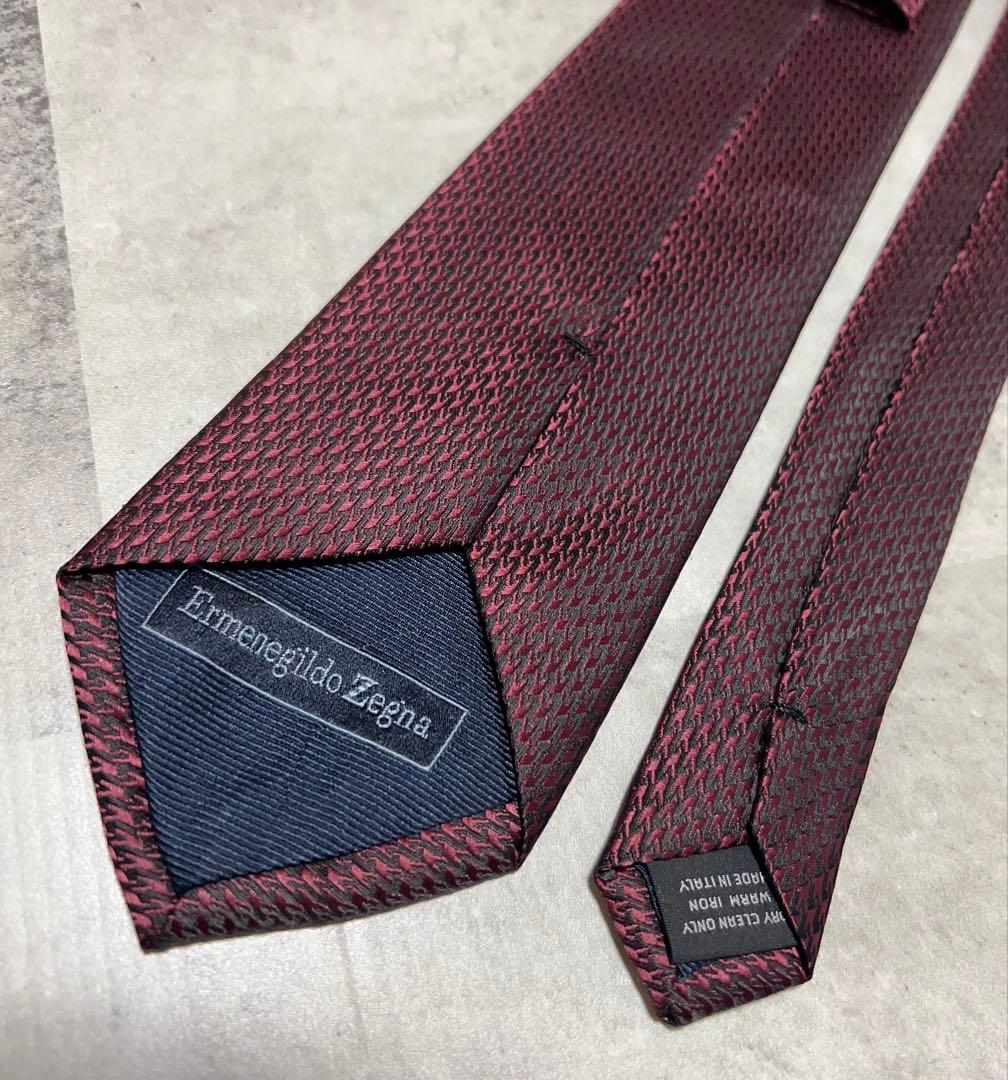 Ermenegildo Zegna バーガンディ ソリッド ジャガード