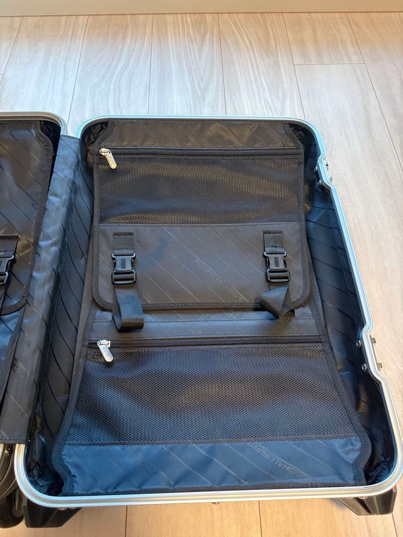 ゼロハリバートン　二輪　美品