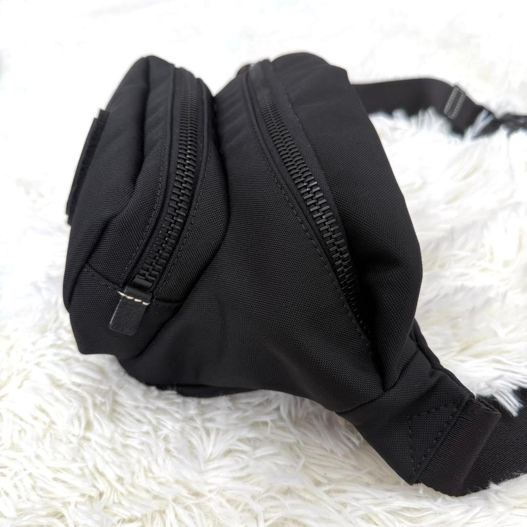 Kazuhiro505様✨MONCLER ボディバッグ ウエストポーチ