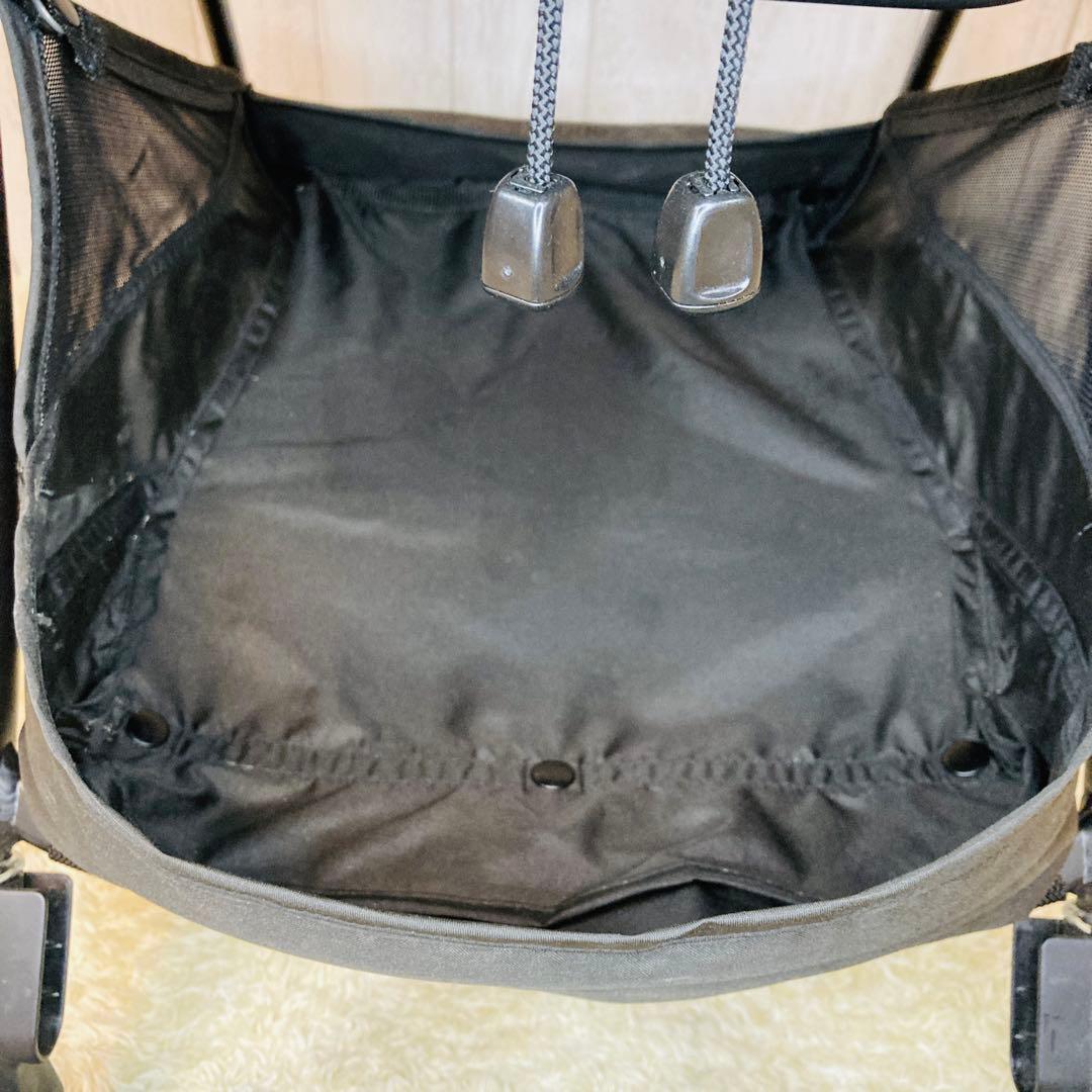 【美品】アップリカ ラクーナクッションフリープラス 2022年モデル