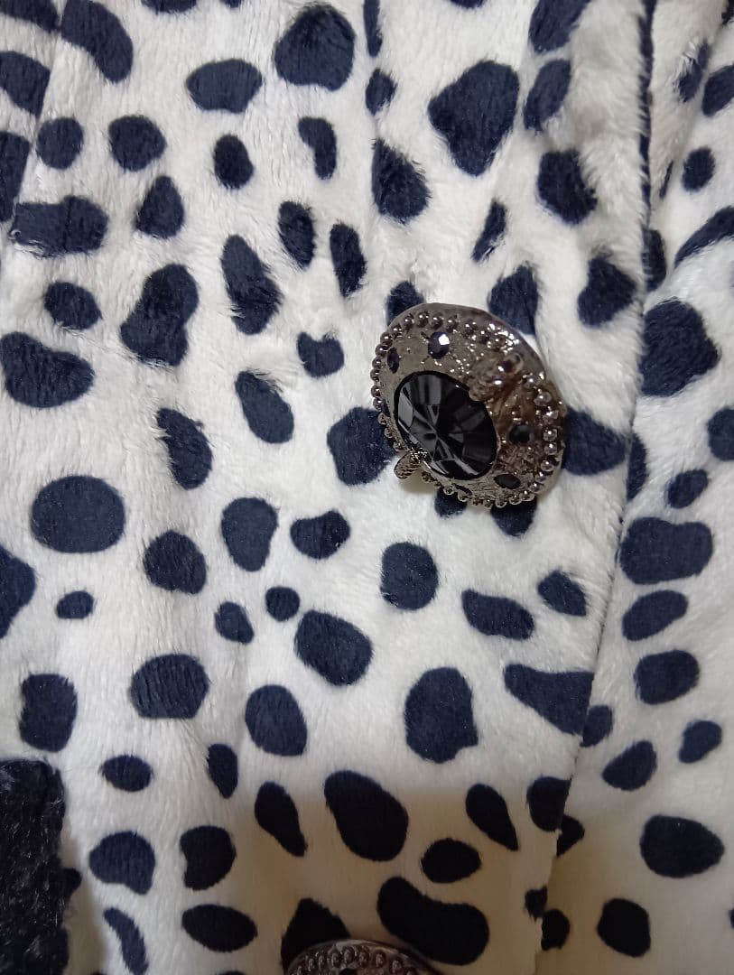 伊太利屋　黒白模様ロングコート